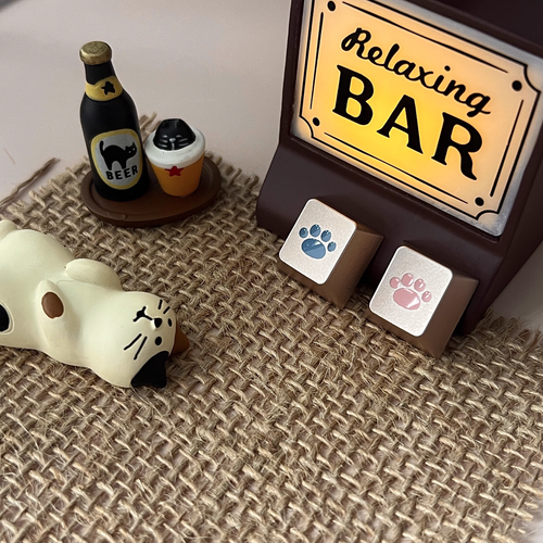 Cat Paw Metal Artisan Keycap - Cherry Profile R4 CNC Aluminum for Mechanical Keyboard