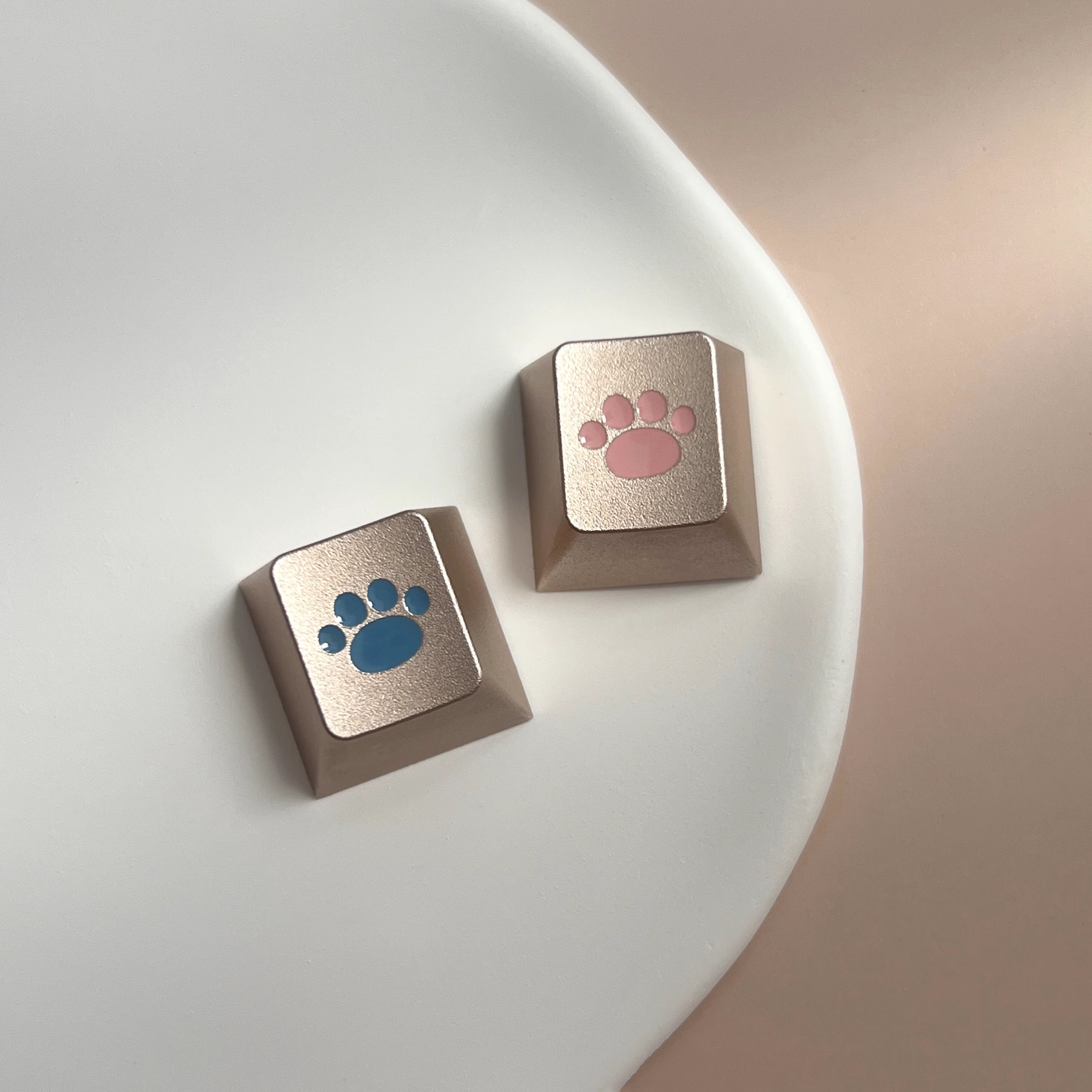 Cat Paw Metal Keycap | Cherry Profile R4 | CNC Aluminum Keycap