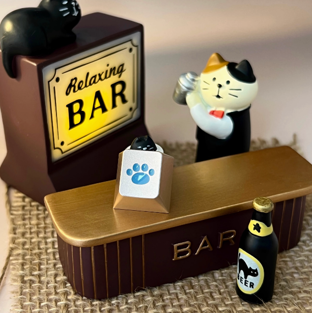 Cat Paw Metal Keycap | Cherry Profile R4 | CNC Aluminum Keycap