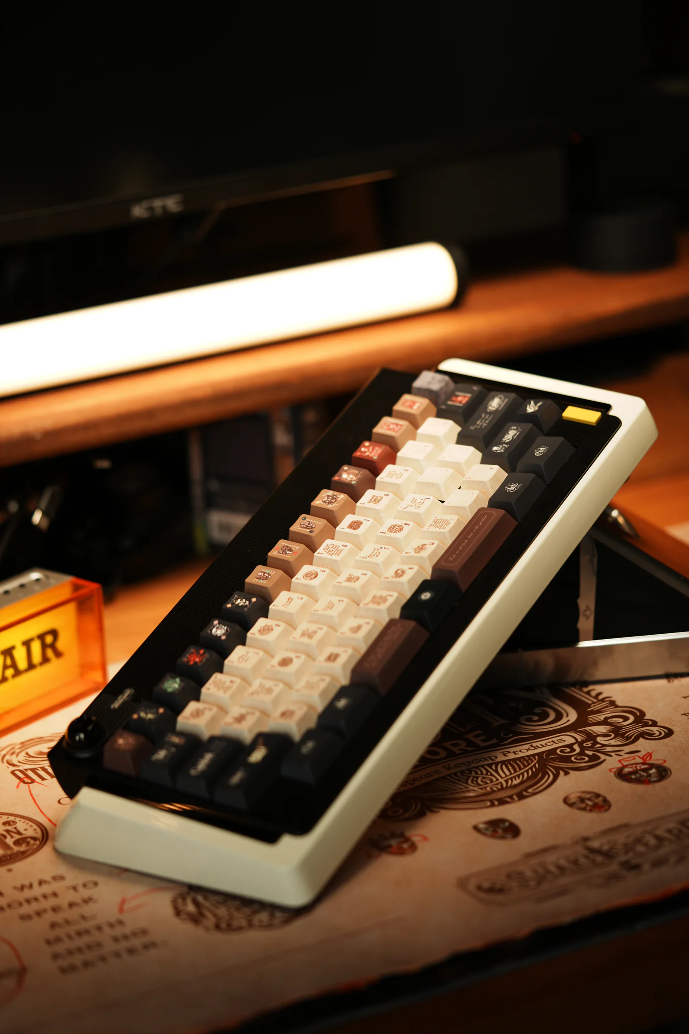 Shakespeare Ace – Sonnet | Cherry Profile | PBT Keycap Set