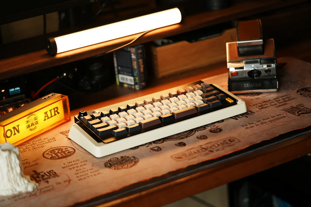 Shakespeare Ace – Sonnet | Cherry Profile | PBT Keycap Set