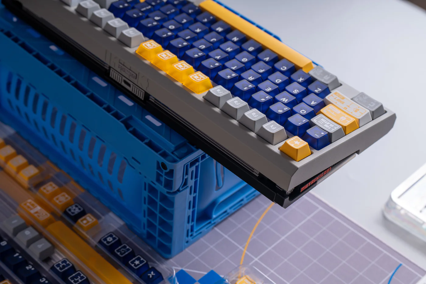 Assembling Master | Cherry Profile | PBT+PC Keycap Set