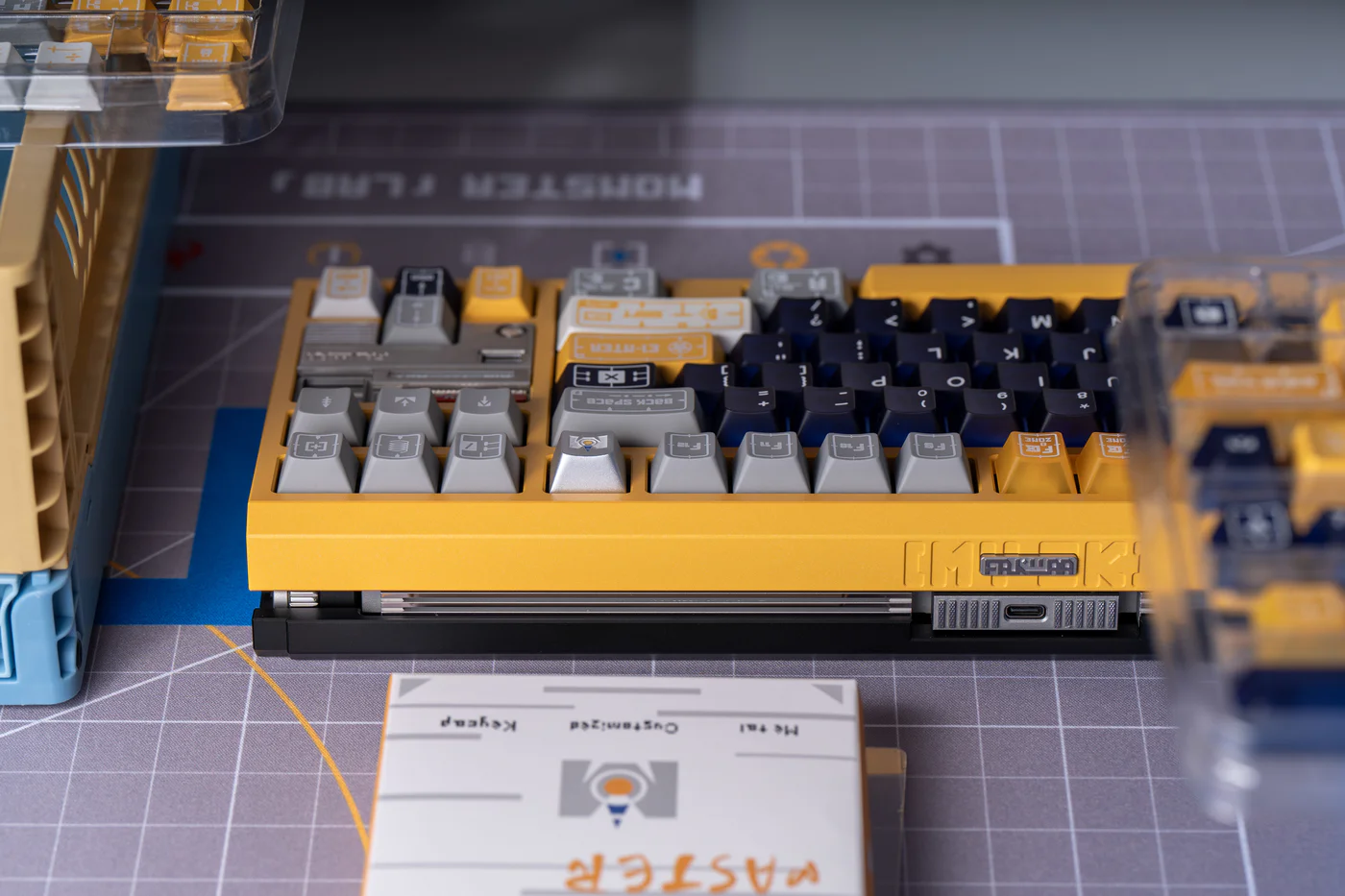 Assembling Master | Cherry Profile | PBT+PC Keycap Set