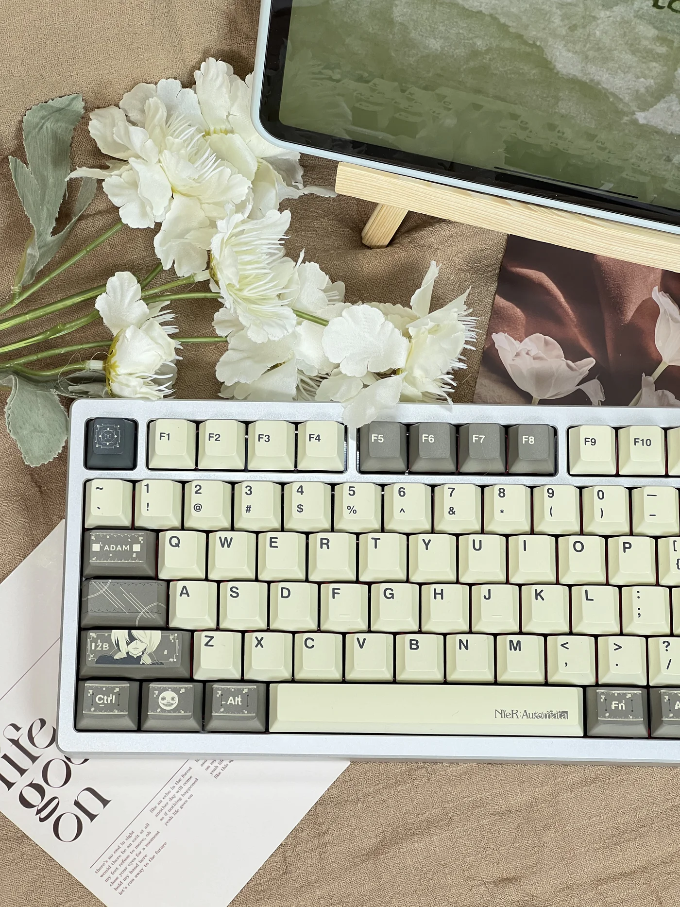 NieR: Automata | Cherry Profile | PBT Keycap Set