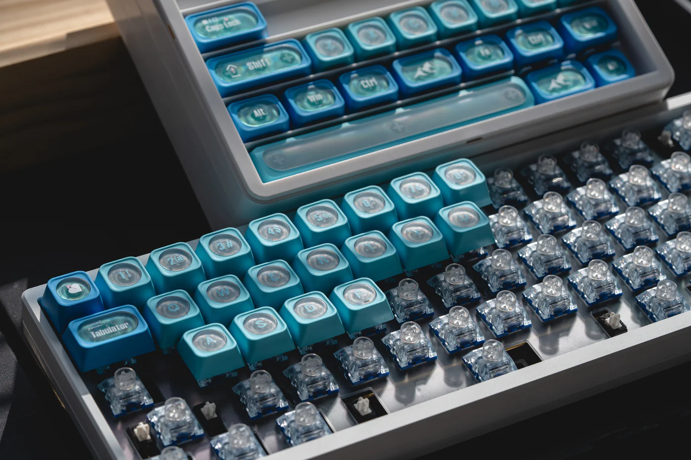 Arctic Paradise | Cherry Profile | PBT+PC Keycap Set