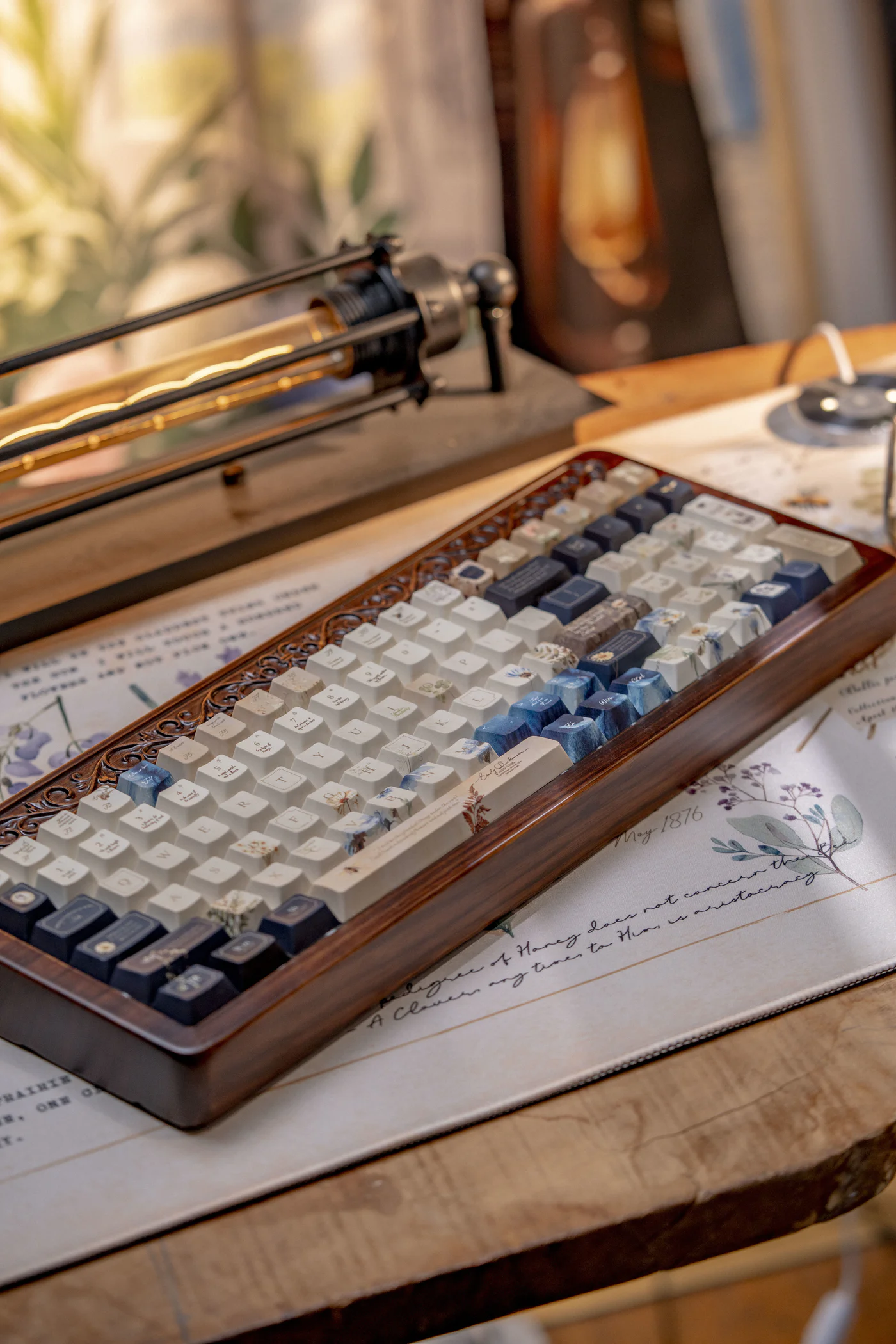 Emily Dickinson – Secret Garden | Cherry Profile | PBT+PC Keycap Set