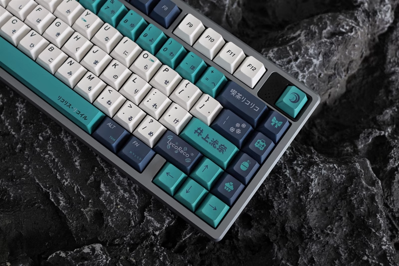 Lycoris Recoil – Chisato Nishikigi & Takina Inoue | Cherry Profile | PBT Keycap Set