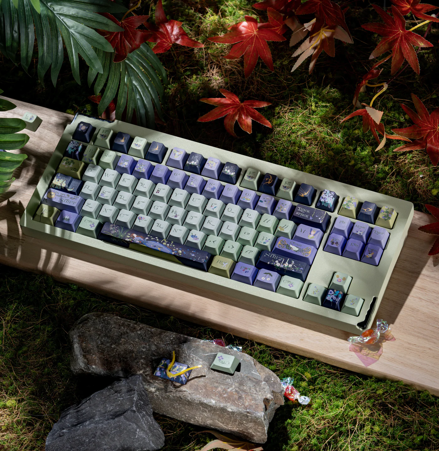 Ophelia in Water | Cherry / SOA Profile | PBT Keycap Set