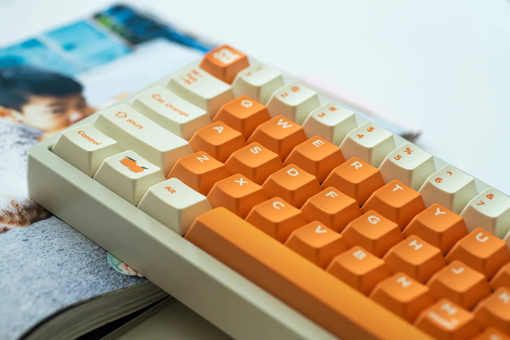 Orange Cat | Cherry Profile | PBT Keycap Set
