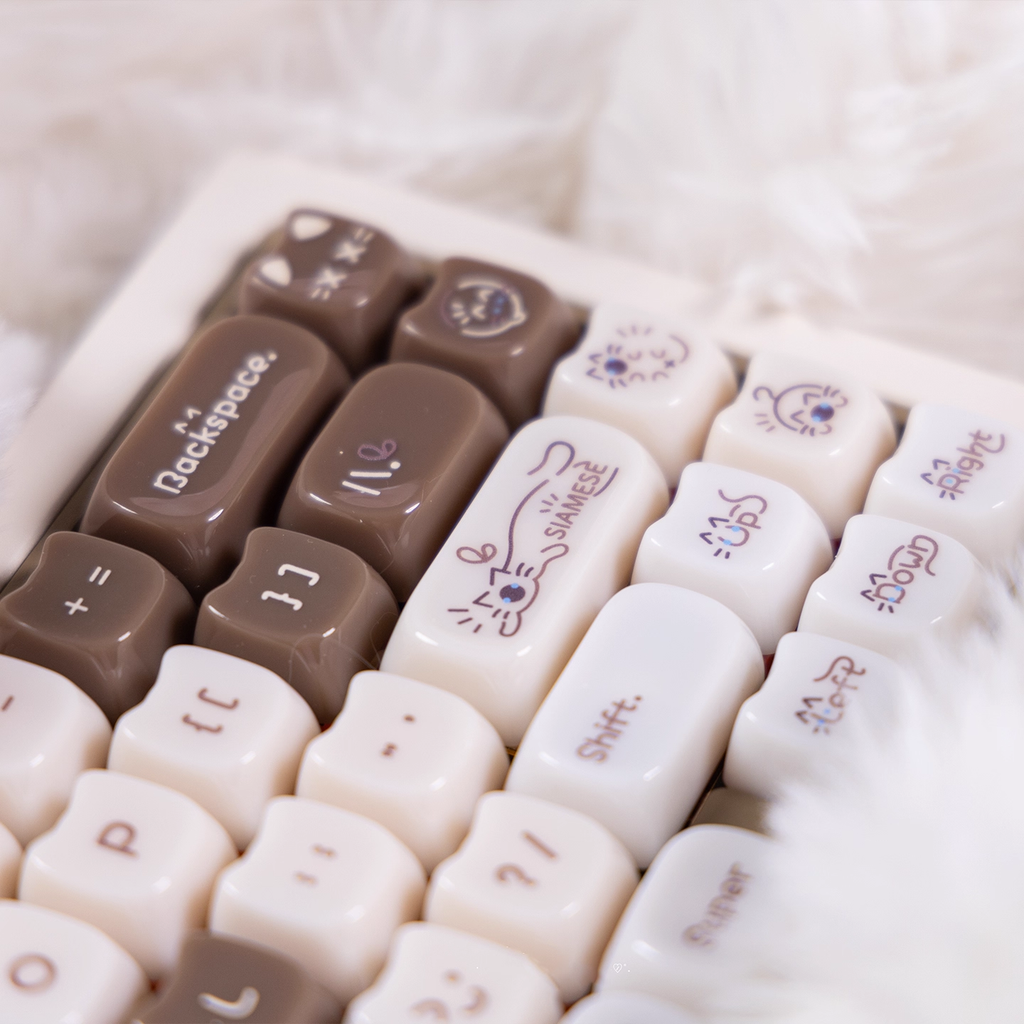 Glossy Calico Cat – Chocolate / Pink | MAO Profile | PBT Keycap Set