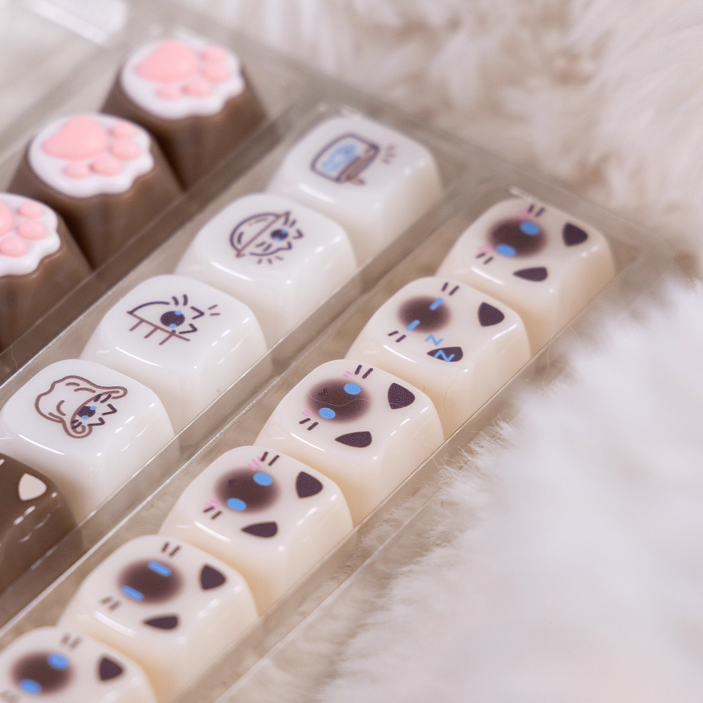 Glossy Calico Cat – Chocolate / Pink | MAO Profile | PBT Keycap Set