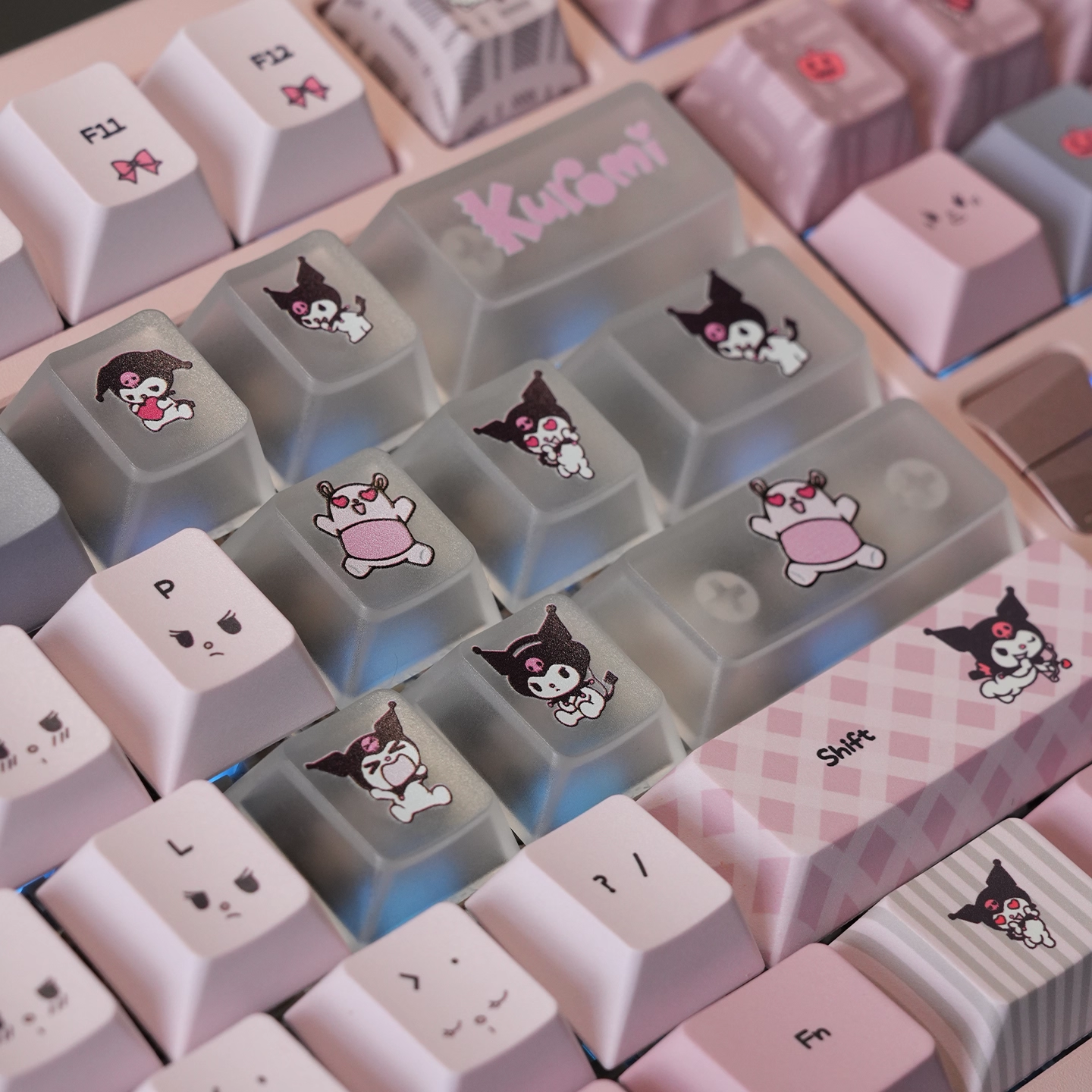 Kuromi Theme | Cherry / MOA Profile | PBT + PC Keycap Set