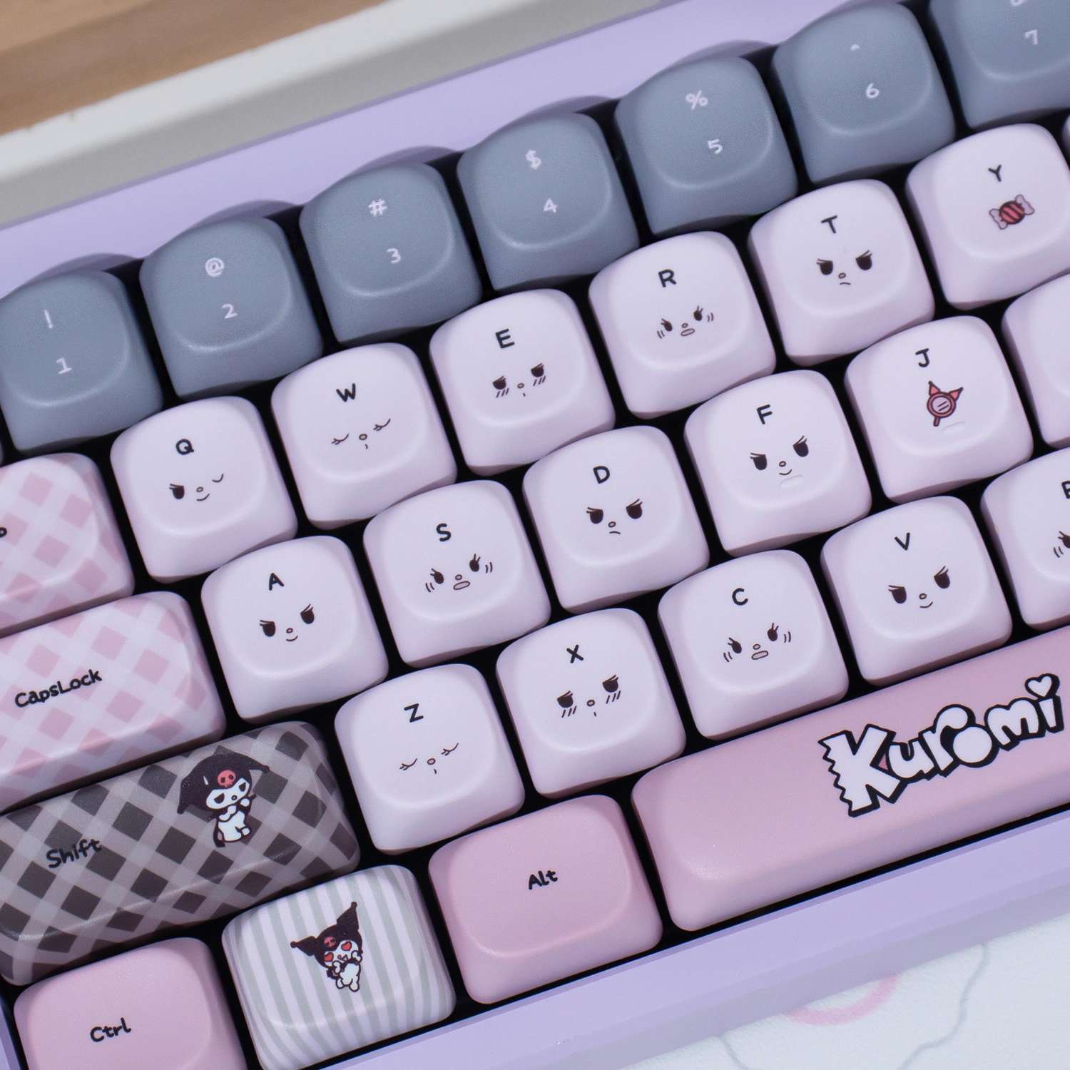 Kuromi Theme | Cherry / MOA Profile | PBT + PC Keycap Set