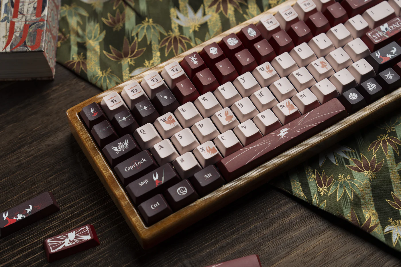 Hollow Knight: Song of Silk | Cherry Profile | PBT Keycap Set