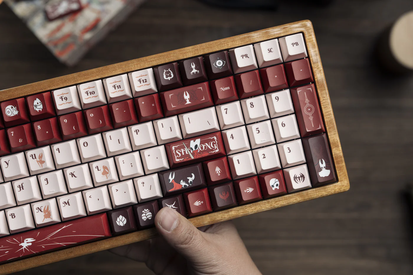 Hollow Knight: Song of Silk | Cherry Profile | PBT Keycap Set