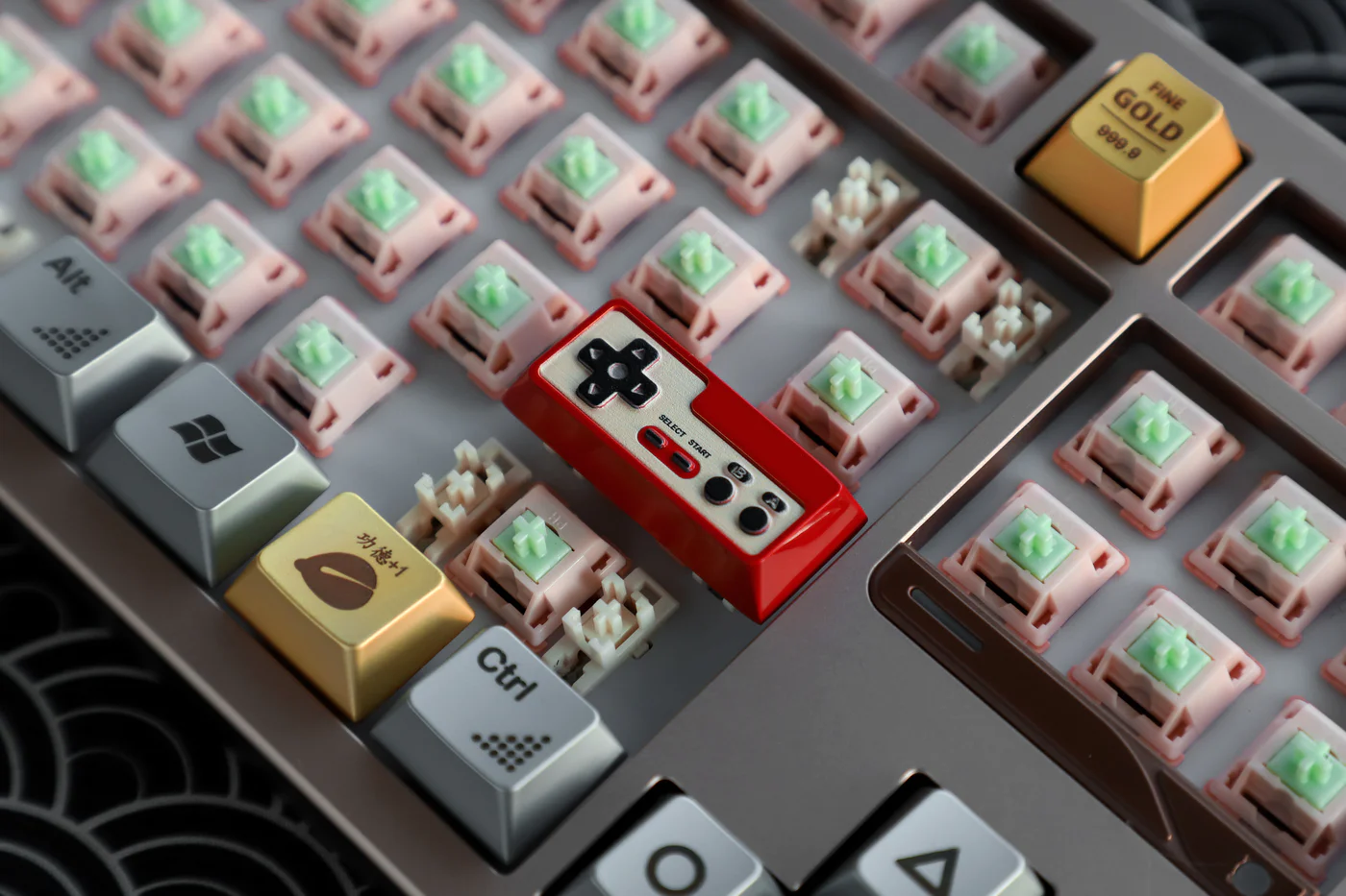 Retro Game Controller | Cherry Profile | Metal Keycap