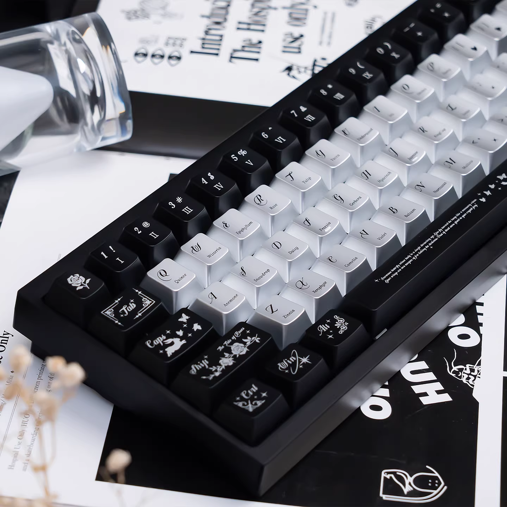 Night Butterfly PC Keycap Set - Cherry Profile for Wooting, ROG Azoth, Razer & Logitech G