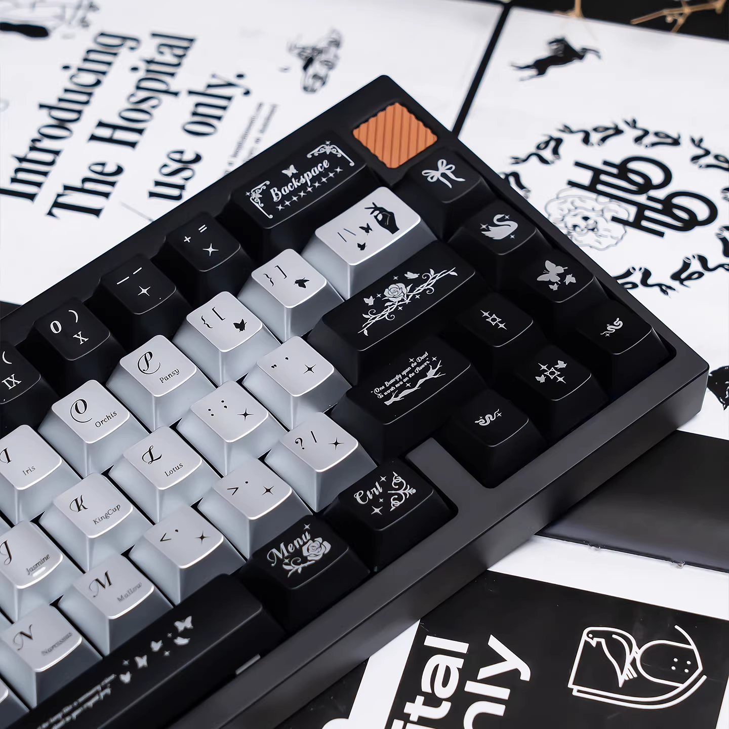 Night Butterfly PC Keycap Set - Cherry Profile for Wooting, ROG Azoth, Razer & Logitech G