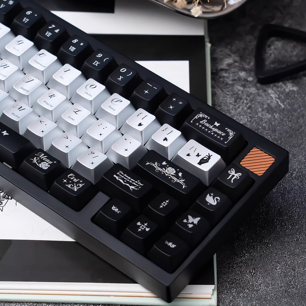 Night Butterfly PC Keycap Set - Cherry Profile for Wooting, ROG Azoth, Razer & Logitech G
