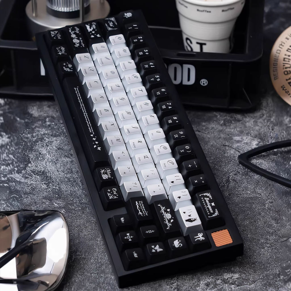 Night Butterfly PC Keycap Set - Cherry Profile for Wooting, ROG Azoth, Razer & Logitech G