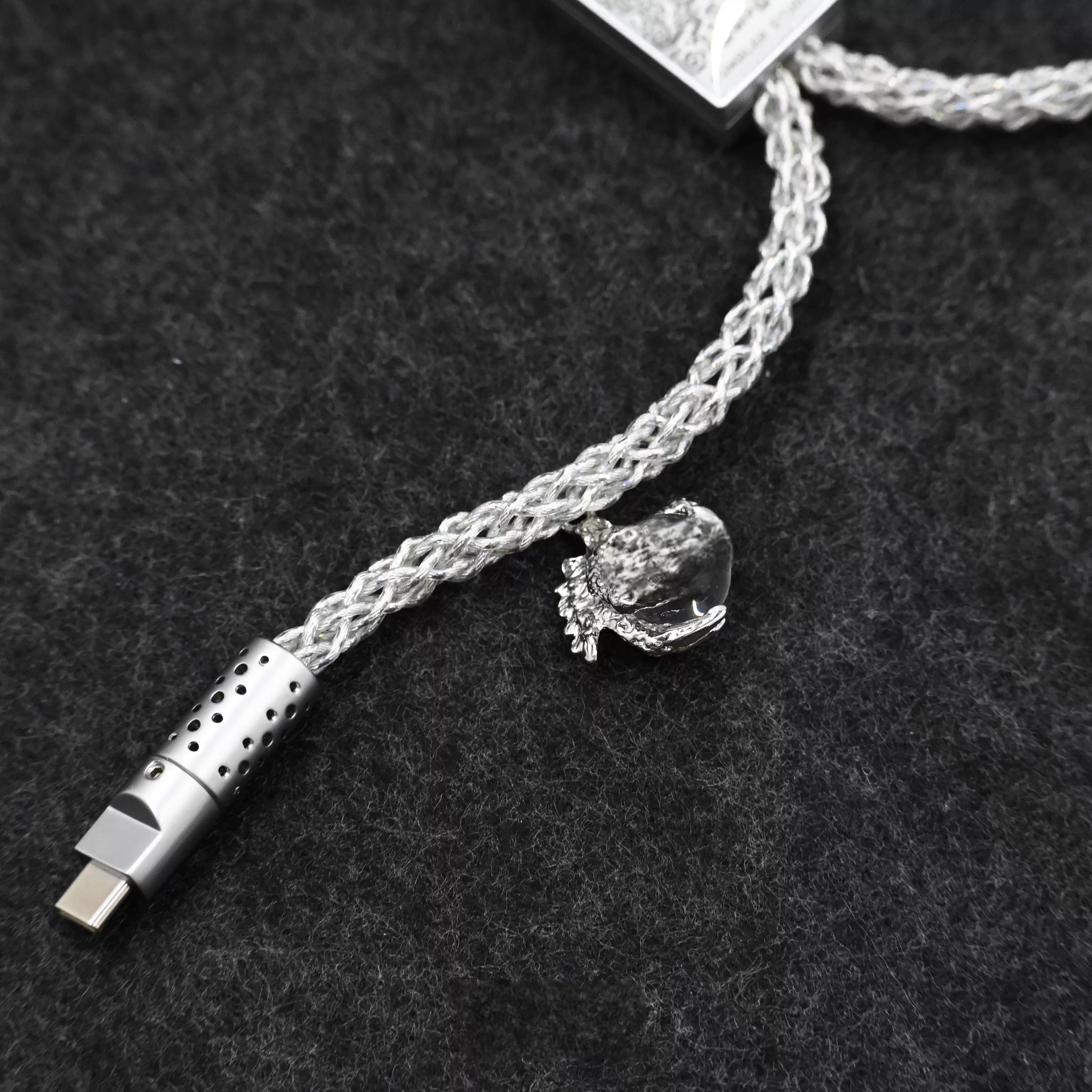 8K Polling Rate Dual Type-C Cable - CNC Aluminum Splitter USB-A to Dual Type-C for Gaming Keyboards