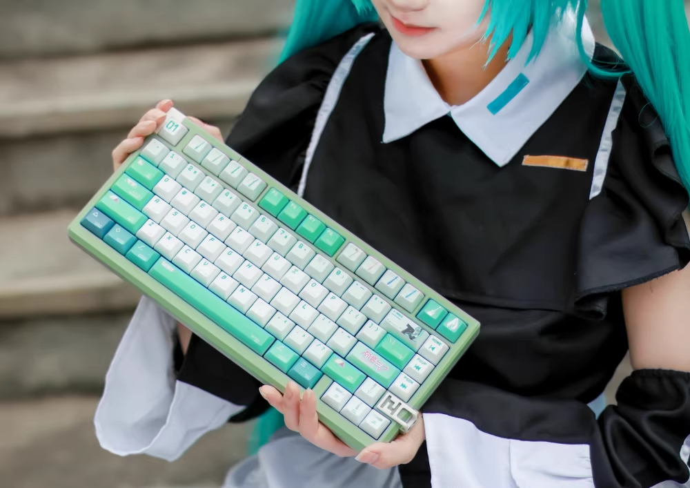 Hatsune Miku Theme | KCA Profile | PBT Keycap Set