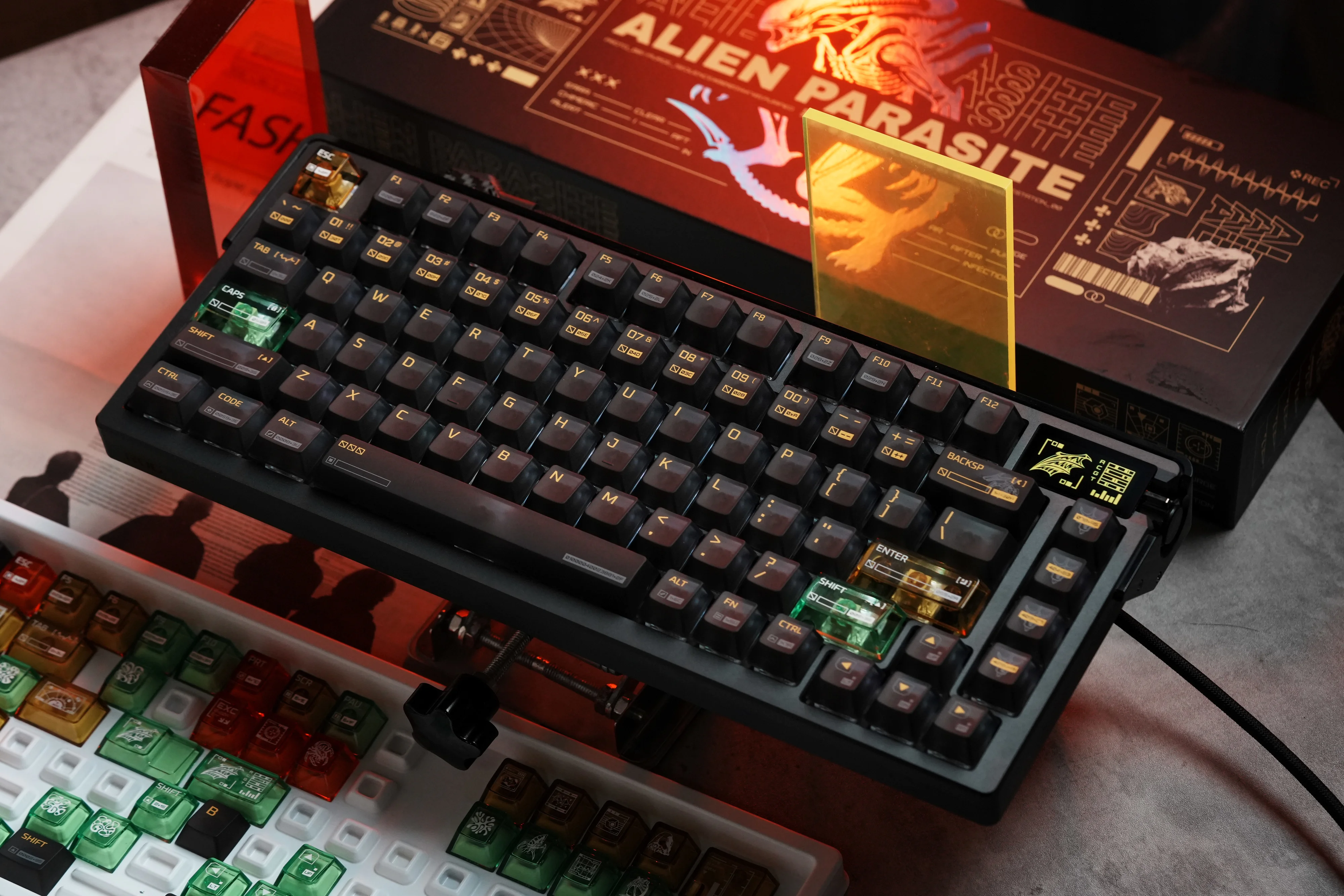 Alien Parasite PC Keycap Set - Cherry Profile for Wooting, ROG Azoth, Razer & Logitech G
