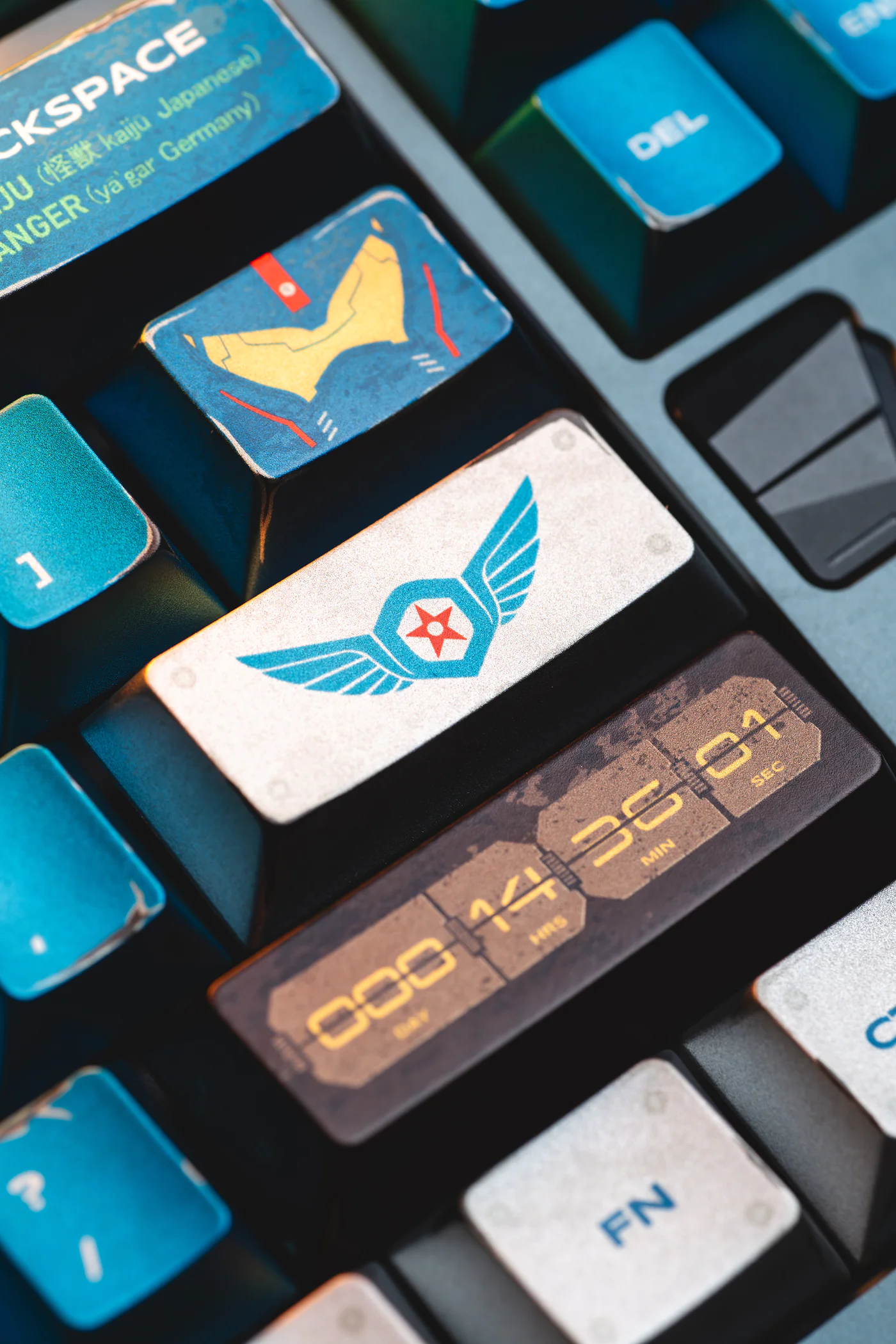 Pacific Rim: Gipsy Danger Metallic PBT Keycap Set - 124 Keys Cherry Profile for Wooting, ROG Azoth, Razer & Logitech G