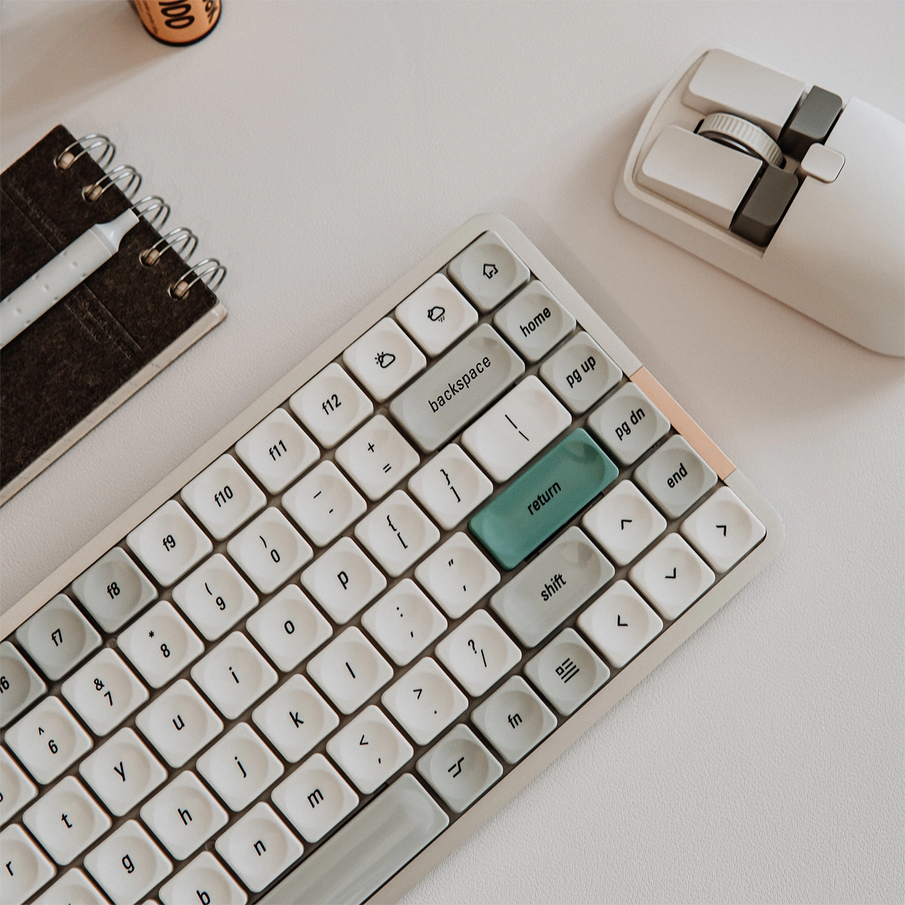 Déjà Vu  Low Profile PBT Keycap Set