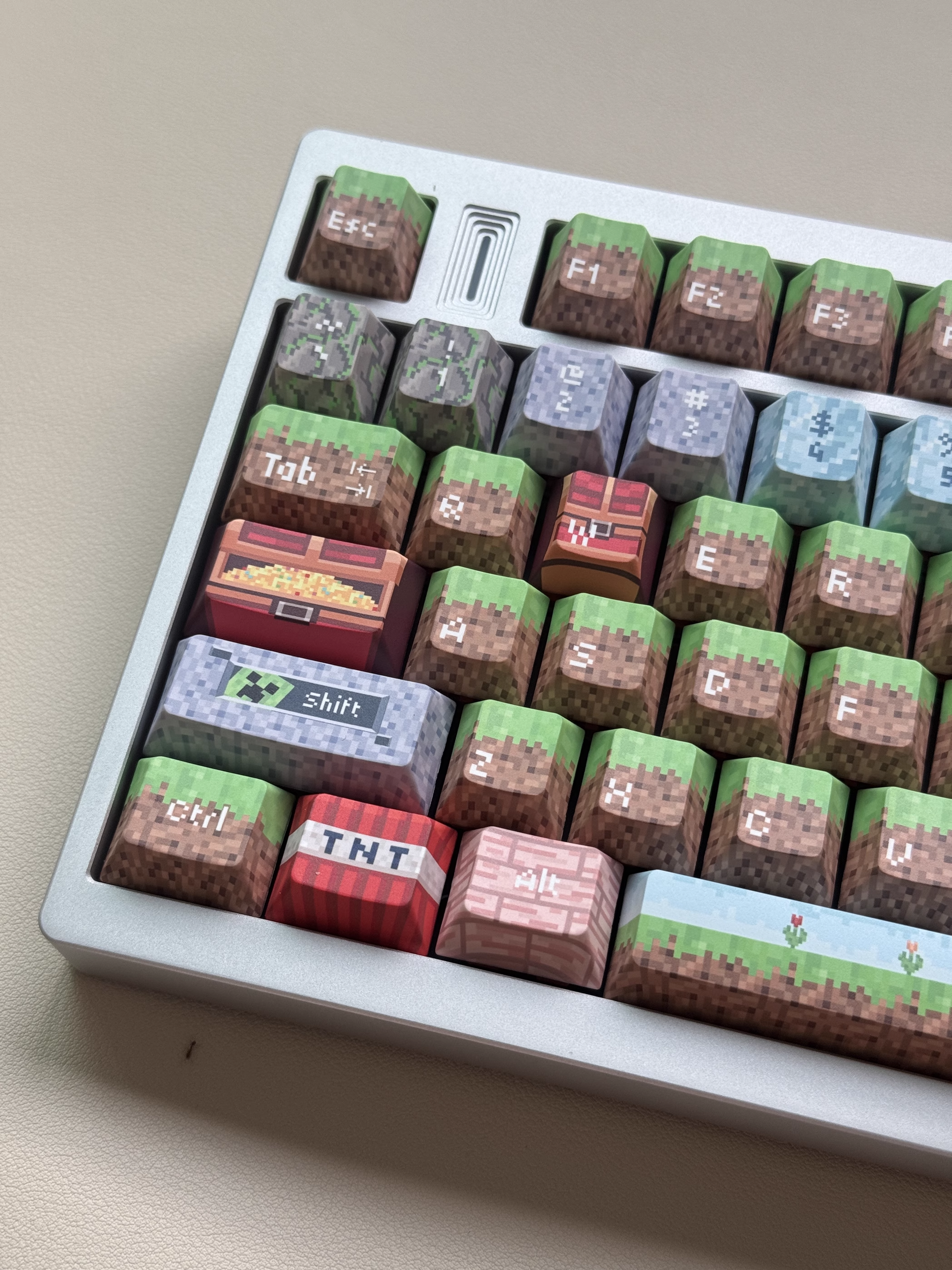 Minecraft – Pixel World Dirt Block | Cherry Profile | PBT Keycap Set